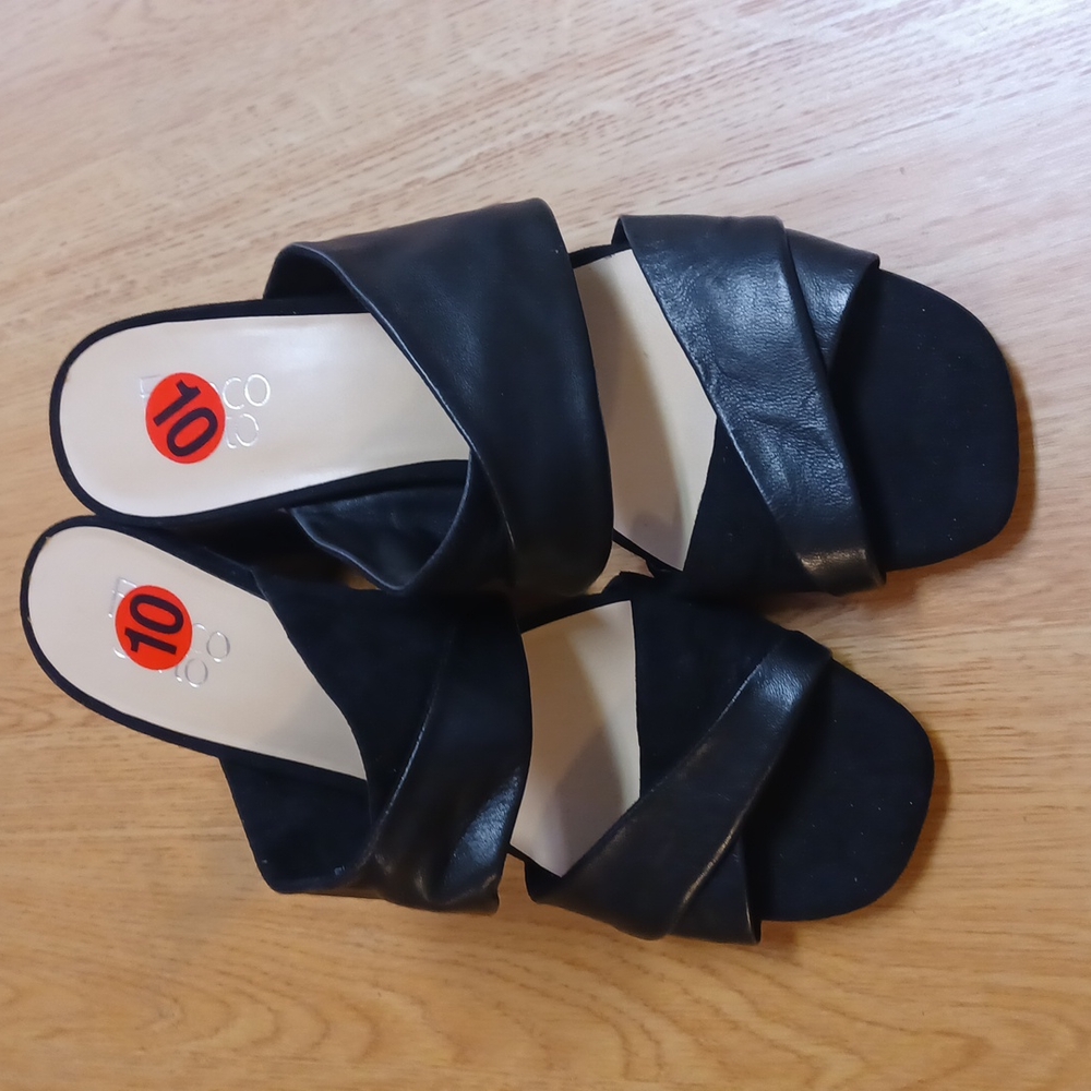 Franco Sarto chunky leather heels slides size 10 sandals